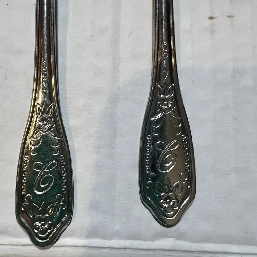 Custom Craft silver tone